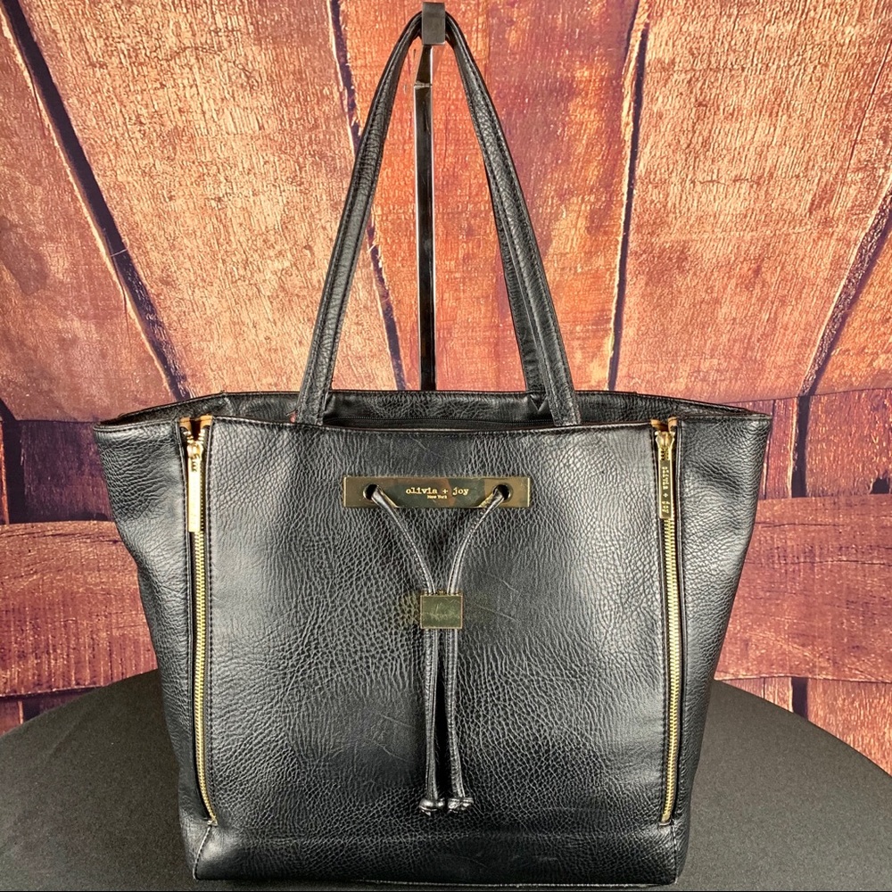 OLIVIA + JOY New York Leather bag, zipper detail